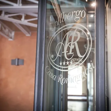 Ξενοδοχείο Casa Romagnosi 4*