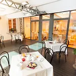 Casa Romagnosi Ξενοδοχείο 4*