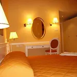 Ξενοδοχείο Casa Romagnosi 4*