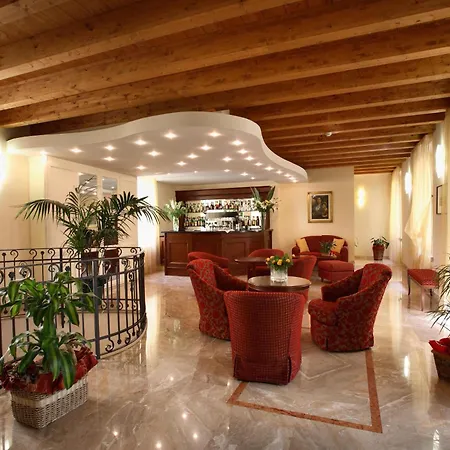 Отель Casa Romagnosi Сальсомаджоре-Терме