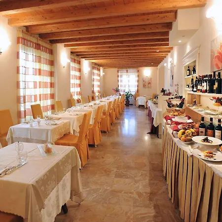 ホテル カーサ ローマニョージ