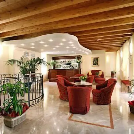 カーサ ローマニョージ サルソマッジョーレ・テルメ