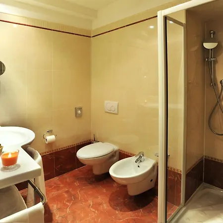 ホテル カーサ ローマニョージ 4*