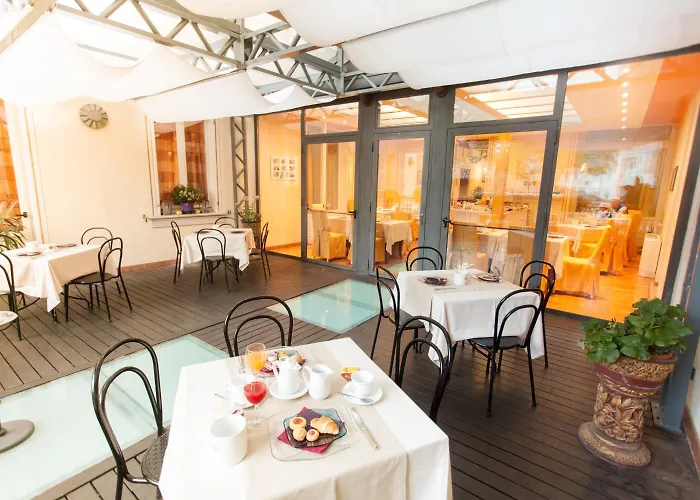 Casa Romagnosi Hotel 4*